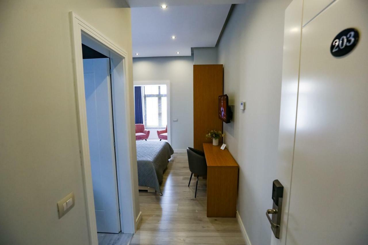 טיראנה Home Hotel מראה חיצוני תמונה
